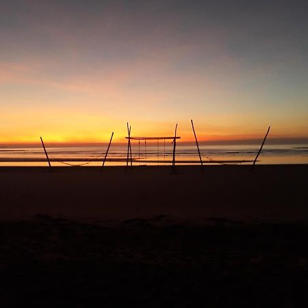Peace & Love Beach Club Roxas  外观 照片