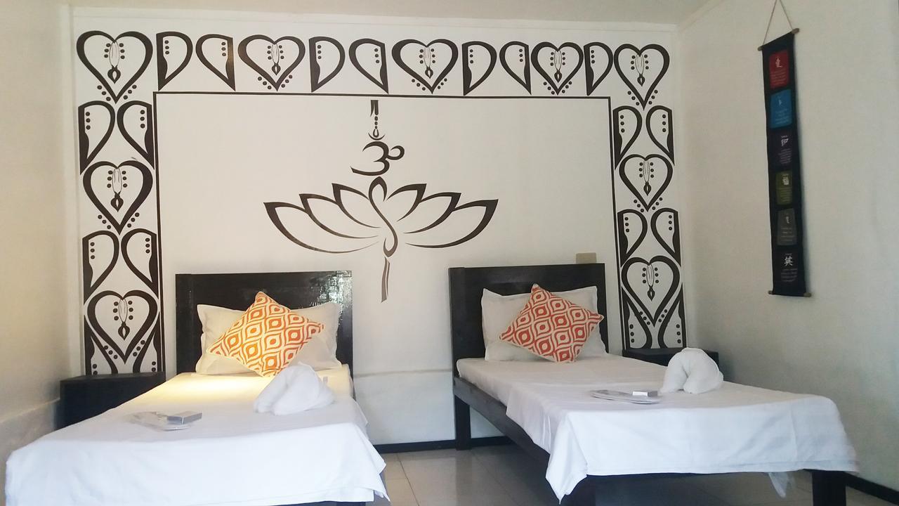 Peace & Love Beach Club Roxas  外观 照片