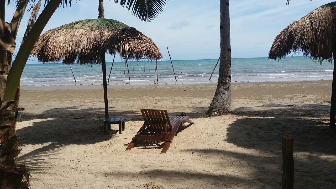 Peace & Love Beach Club Roxas  外观 照片