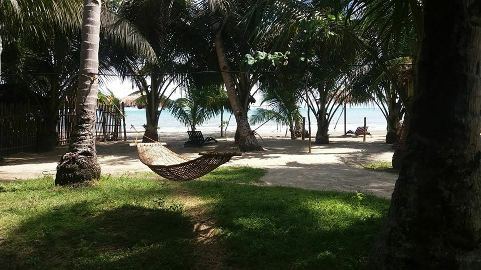 Peace & Love Beach Club Roxas  外观 照片